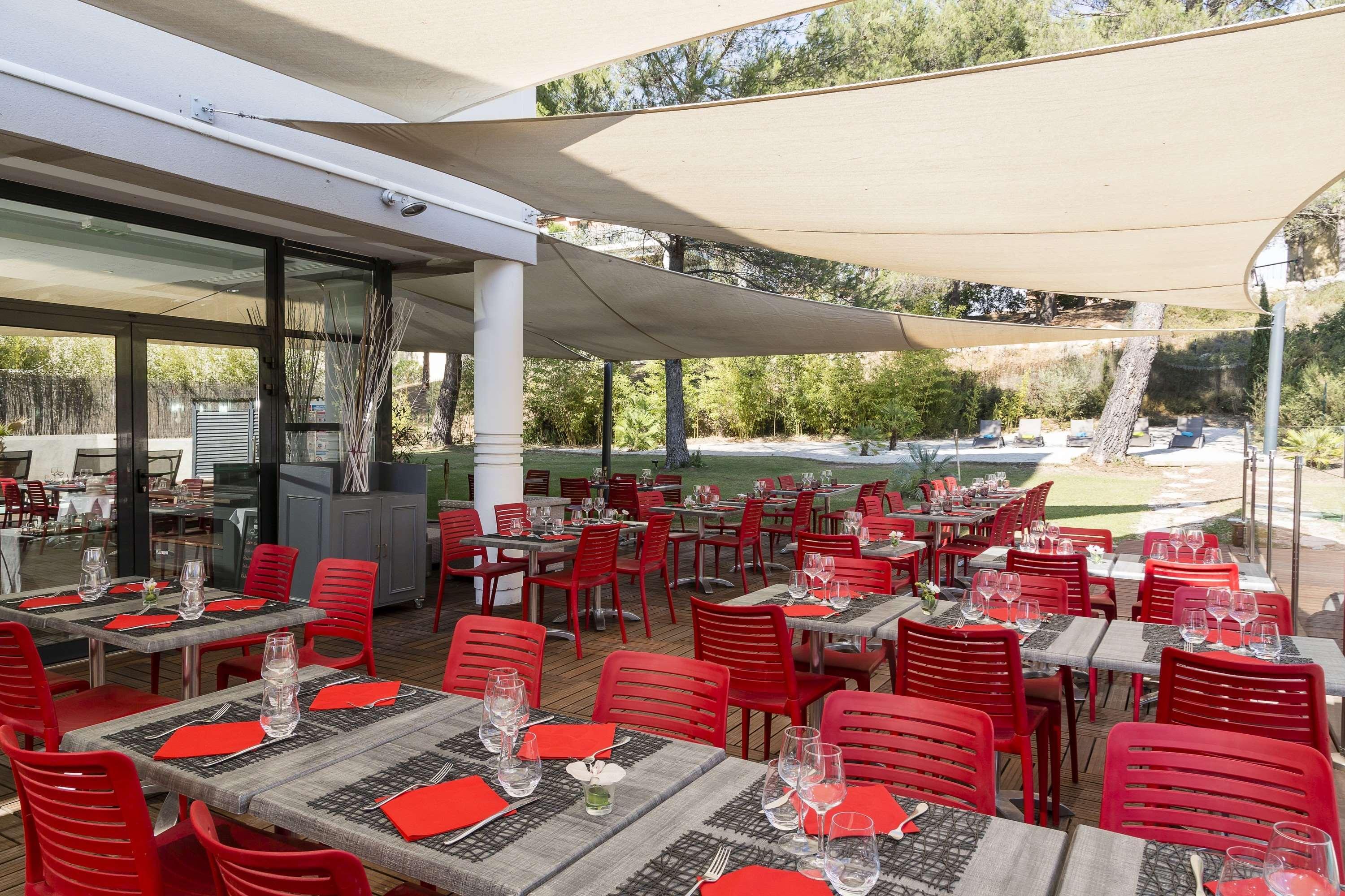 Mercure Aix-En-Provence La Duranne Gare Tgv Екстер'єр фото