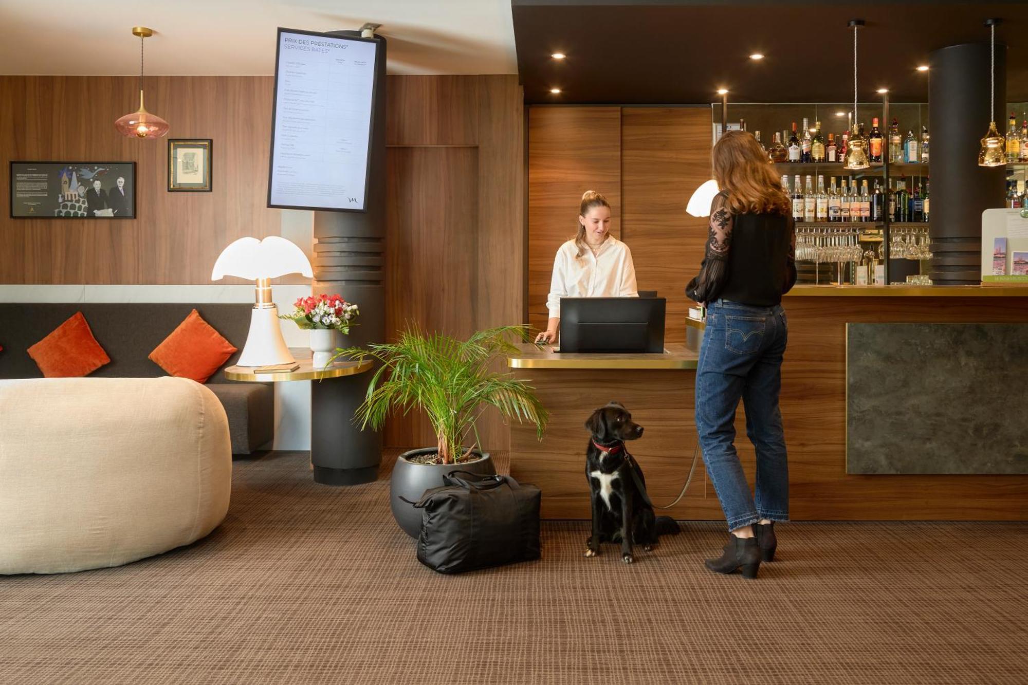 Mercure Aix-En-Provence La Duranne Gare Tgv Екстер'єр фото